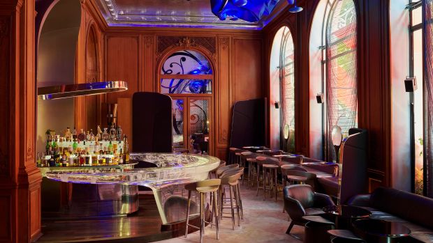 Hôtel Plaza Athénée Paris, Paris, Île-de-France